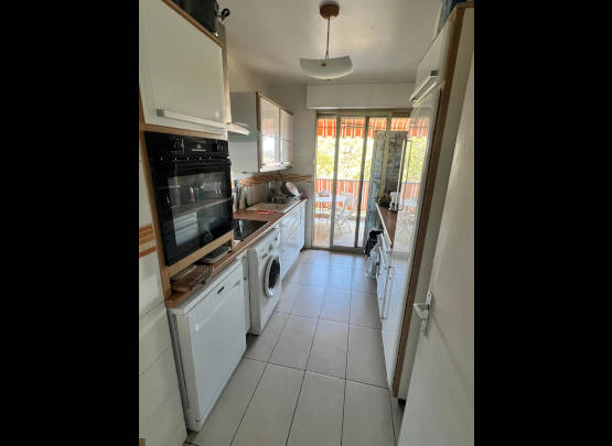 Cuisine appartement Eden Park 68 m² 3 pièces à Juan-Les-Pins