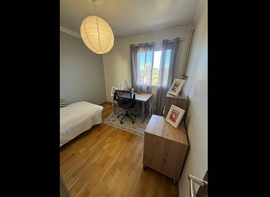 Chambre appartement Grand Pin Antibes 68 mètres carré 3 pièces